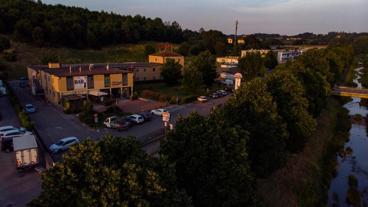 Hotel Michelangelo Terranuova Bracciolini Exterior foto